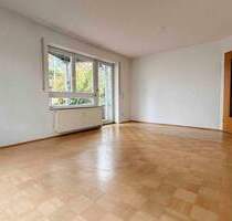 Helle Erdgeschosswohnung mit Terrasse - gemütlich, gepflegt, bezugsfrei - Fürth Vach Helle Erdgeschosswohnung mit Terrasse - gemütlich, gepflegt, bezugsfrei - Fürth Vach