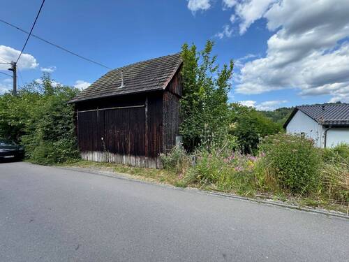 Straßenansicht - Grundstück in Morsbach