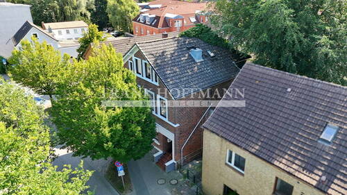 V10110 Außenansicht 1 - Mehrfamilienhaus, Wohnhaus zum Kaufen in Itzehoe
