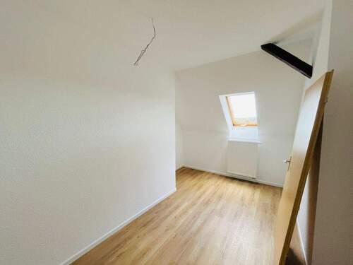 Zimmer 2 - 