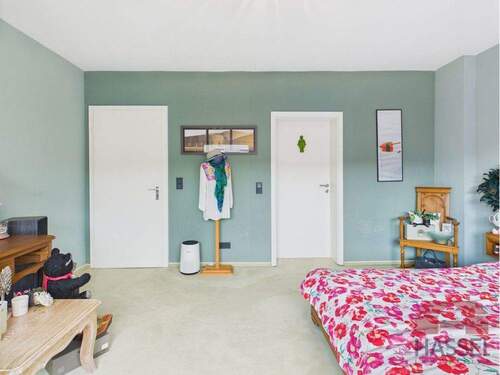 Mit eigenem Badezimmer - 