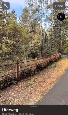 Straßenansicht Blick Norden - Bauland & Grundstück Bad Muskau direkt am Park Fürst Pückler