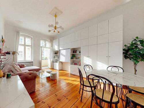 Titelbild - Stilvolle Wohnung im Gründerzeitaltbau - hohe Decken, Stuck & Süd-Balkon