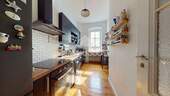 moderne Küche / Dielenboden - Etagenwohnung mit 58,30 m&sup2; in Berlin zum Kaufen