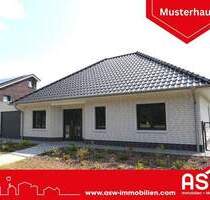 Traumhaftes Wohnen in Seenähe! Geräumiger Bungalow KfW55 mit Luftwärmepumpe - Herzlake