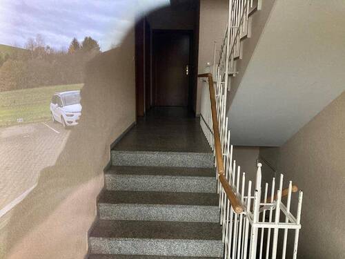 Treppenhaus - 2 Zimmer Etagenwohnung zum Kaufen in Hartenstein