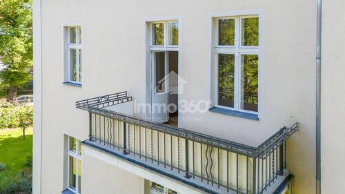 Balkon - 5 Zimmer Etagenwohnung zum Kaufen in Berlin