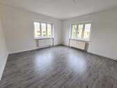 Wohnzimmer - Etagenwohnung mit 72,10 m² in Magdeburg zur Miete