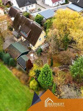 Rückansicht - 8 Zimmer Mehrfamilienhaus, Wohnhaus zum Kaufen in Stockheim