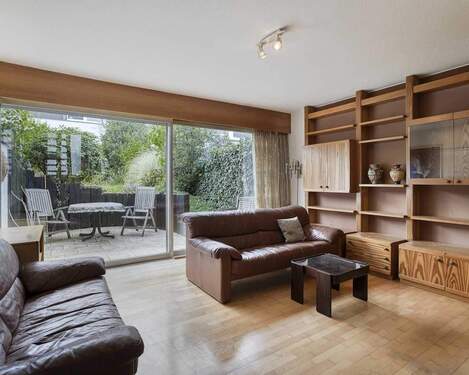 Wohnzimmer - 4 Zimmer Reihenmittelhaus zum Kaufen in Ratingen