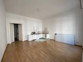 Wohnzimmer Blick zur Küche - 