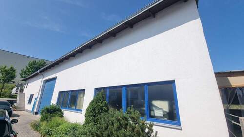 Außenansicht - Halle zum Kaufen in Siegenburg