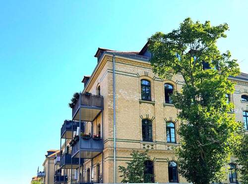 Bild 1 - Gepflegte 4-Raum-Wohnung mit Balkon und Stellplatz in Gohlis-Mitte