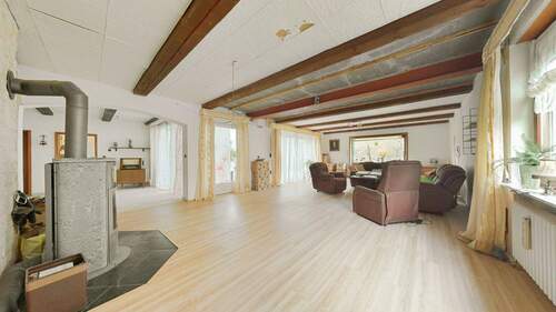 Wohnzimmer EG - 6 Zimmer Einfamilienhaus in Alfeld