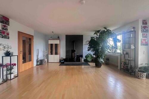 Wohnzimmer - 3 Zimmer Etagenwohnung zum Kaufen in Wermelskirchen