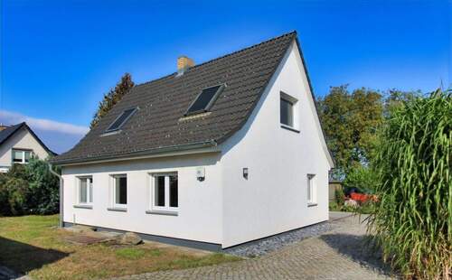 Vorderansicht - 4 Zimmer Einfamilienhaus zum Kaufen in Eberswalde