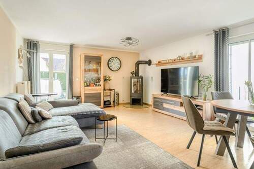 Wohnbereich_ - 4 Zimmer Etagenwohnung zum Kaufen in Mühlhausen