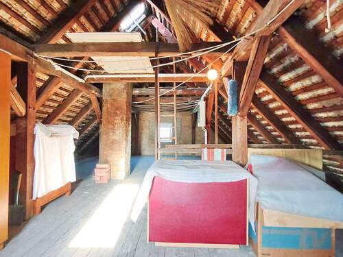 Dachgeschoss - ausbaubar - 