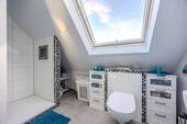 Wohnung 4 DG: Badezimmer - 
