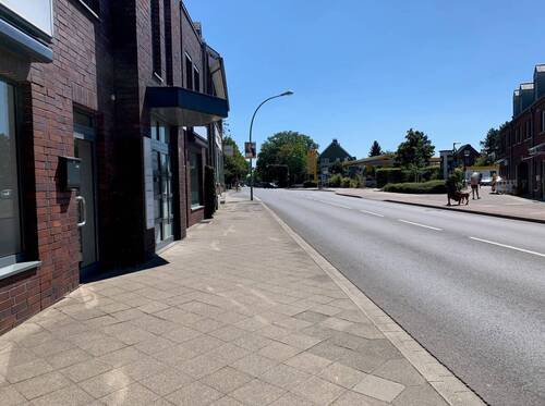 Straßenansicht 1 - 