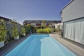 der Pool - Mehrfamilienhaus, Wohnhaus mit 249,00 m² in München zum Kaufen