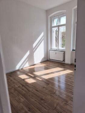 PHOTO-2025-04-12-16-02-15 (3) - 2 Zimmer Etagenwohnung zur Miete in Görlitz