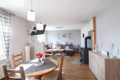 Wohn-und Esszimmer - 