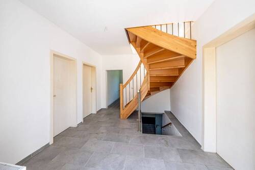 Flur - 4 Zimmer Einfamilienhaus in Dortmund