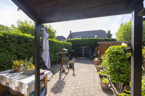 Stellplatz - Reihenmittelhaus mit 121,00 m² in Meerbusch / Büderich zum Kaufen