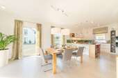 OKAL - Claudia Becker - Mehrfamilienhaus, Wohnhaus mit 183,00 m² in Warburg zum Kaufen