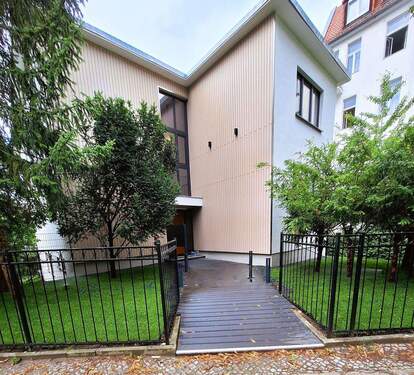 Eingang - Etagenwohnung mit 59,60 m² in Berlin zum Kaufen