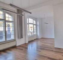 WOHNEN und ARBEITEN in Görlitzer Südstadt mit großen Schaufenster