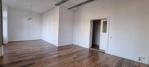 Straßenseitiger Raum - 2 Zimmer Gewerbeobjekt (Büro, Produktion, Verkauf) zur Miete in Görlitz