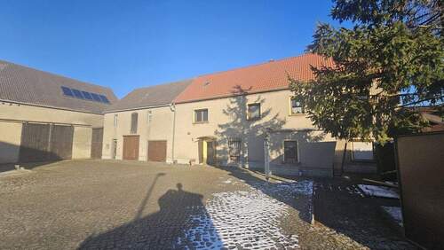 Westansicht und Scheune - Bauernhaus, Landhaus mit 152,00 m² in Cavertitz zum Kaufen