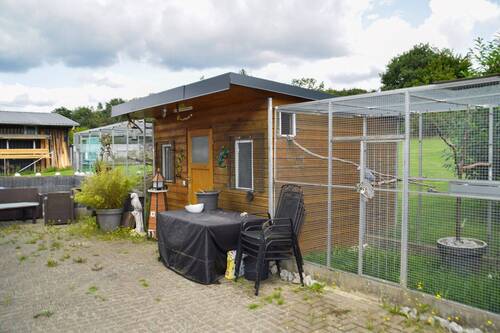Gartenhaus mit Voliere - 