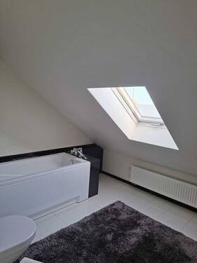 Licht durchflutet Dachbad - 