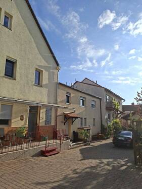 Gemütliches Wohnquartier - Einfamilienhaus mit 220,00 m&sup2; in Frankenthal (Pfalz) zum Kaufen