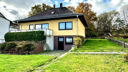 Hausansicht - 5 Zimmer Bungalow in Neuenstein