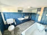 EG rechts Dusch-/Wannenbad - 