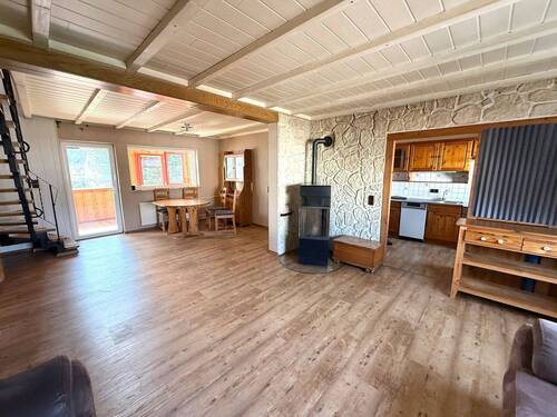 OG links Wohn-/Esszimmer - 7 Zimmer Einfamilienhaus in Langenbach bei Bad Marienberg