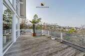 Große Terrasse mit Panoramablick 2 - 