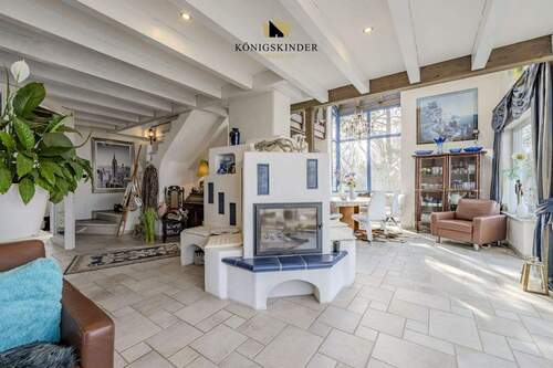 Wohn,- Essbereich mit Kamin - Einfamilienhaus mit 308,00 m&sup2; in Gerlingen zum Kaufen