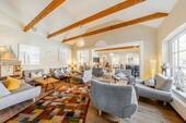 Lobby - 