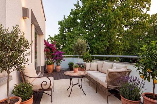 Dachterrasse - Das perfekte Familiendomizil mit exzellenten Energiewerten, attraktiver Dachterrasse, Tageslichtbad und Ankleidezimmer