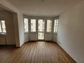 Wohnzimmer .jpg - NEU! 2 RAUM WOHNUNG - ERSTBEZUG NACH KOMPLETTSANIERUNG