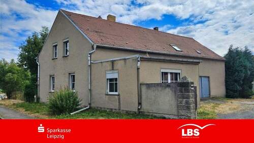 Nord/Ostansicht - Solides Haus mit viel Potenzial.