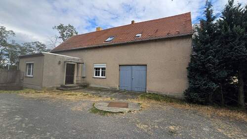 Hofansicht - 5 Zimmer Einfamilienhaus in Elsnig