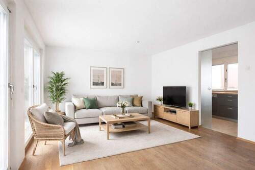 Wohnzimmer virtuelle Möblierung - 5 Zimmer Einfamilienhaus in Neumarkt in der Oberpfalz