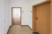 Eingangsbereich vom Treppenhaus - Etagenwohnung mit 88,00 m&sup2; in Herschbach zur Miete