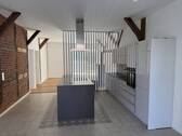 Küche vom Eingang aus - 5 Zimmer Etagenwohnung zur Miete in Eutin